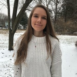 Meet your Posher, Arielle